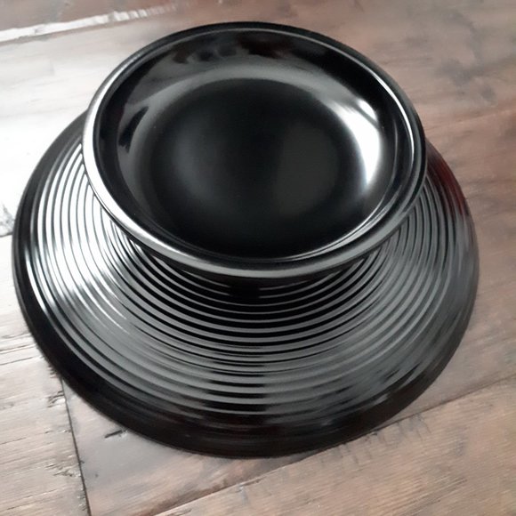 Japanese Lacquerware Serving Dish - Picture 7 of 9